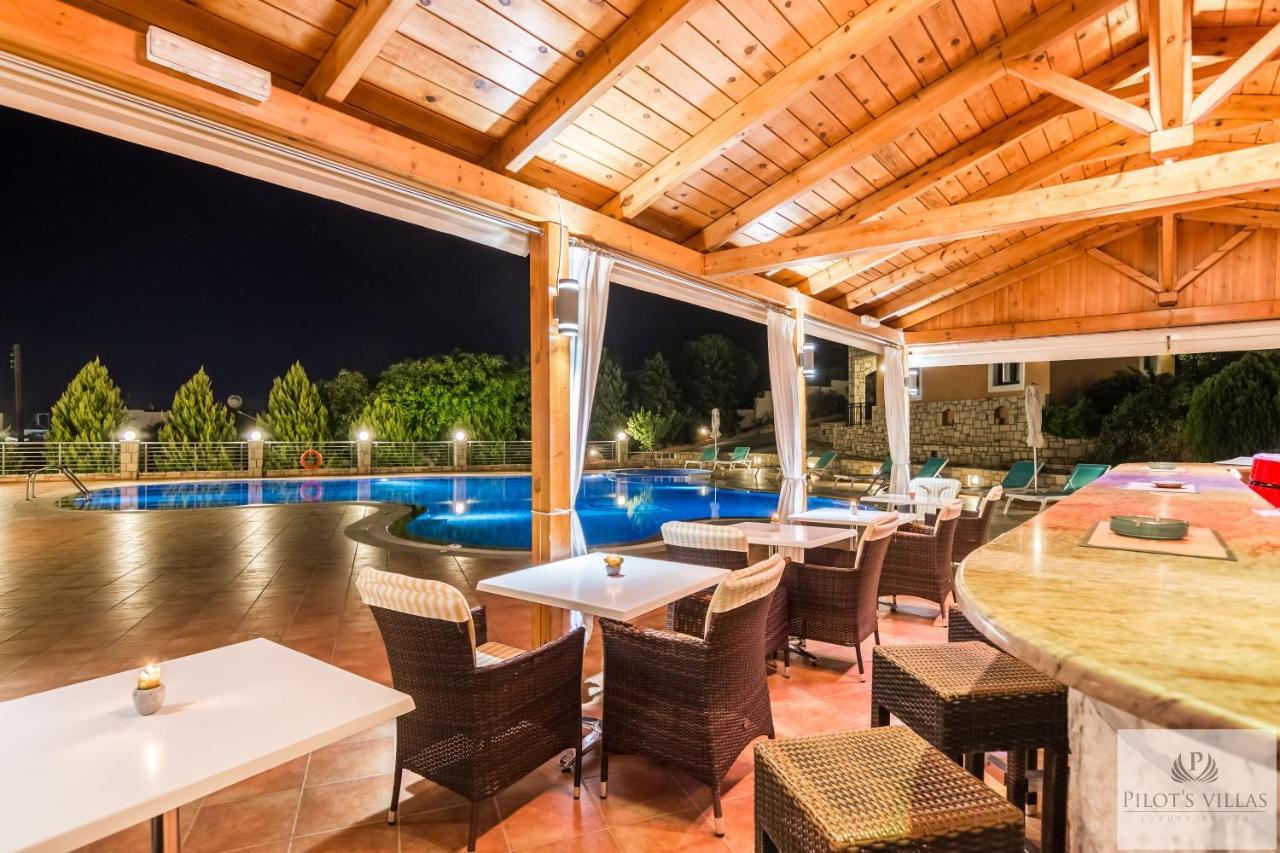 Pilot'S Villas Luxury Suites Hersonissos  Bagian luar foto