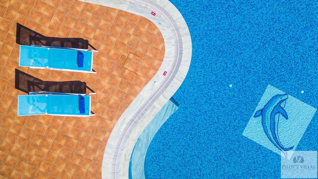 Pilot'S Villas Luxury Suites Hersonissos  Bagian luar foto