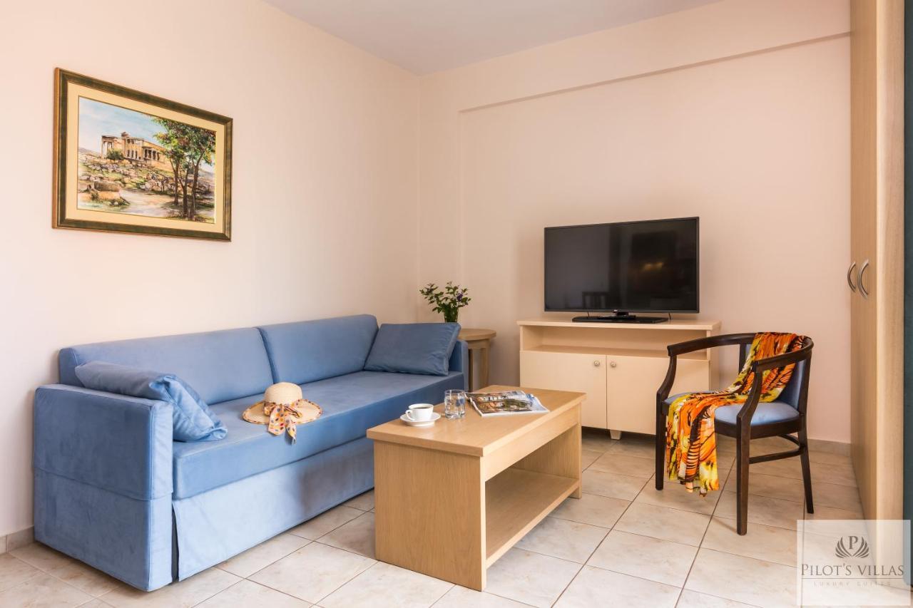 Pilot'S Villas Luxury Suites Hersonissos  Bagian luar foto