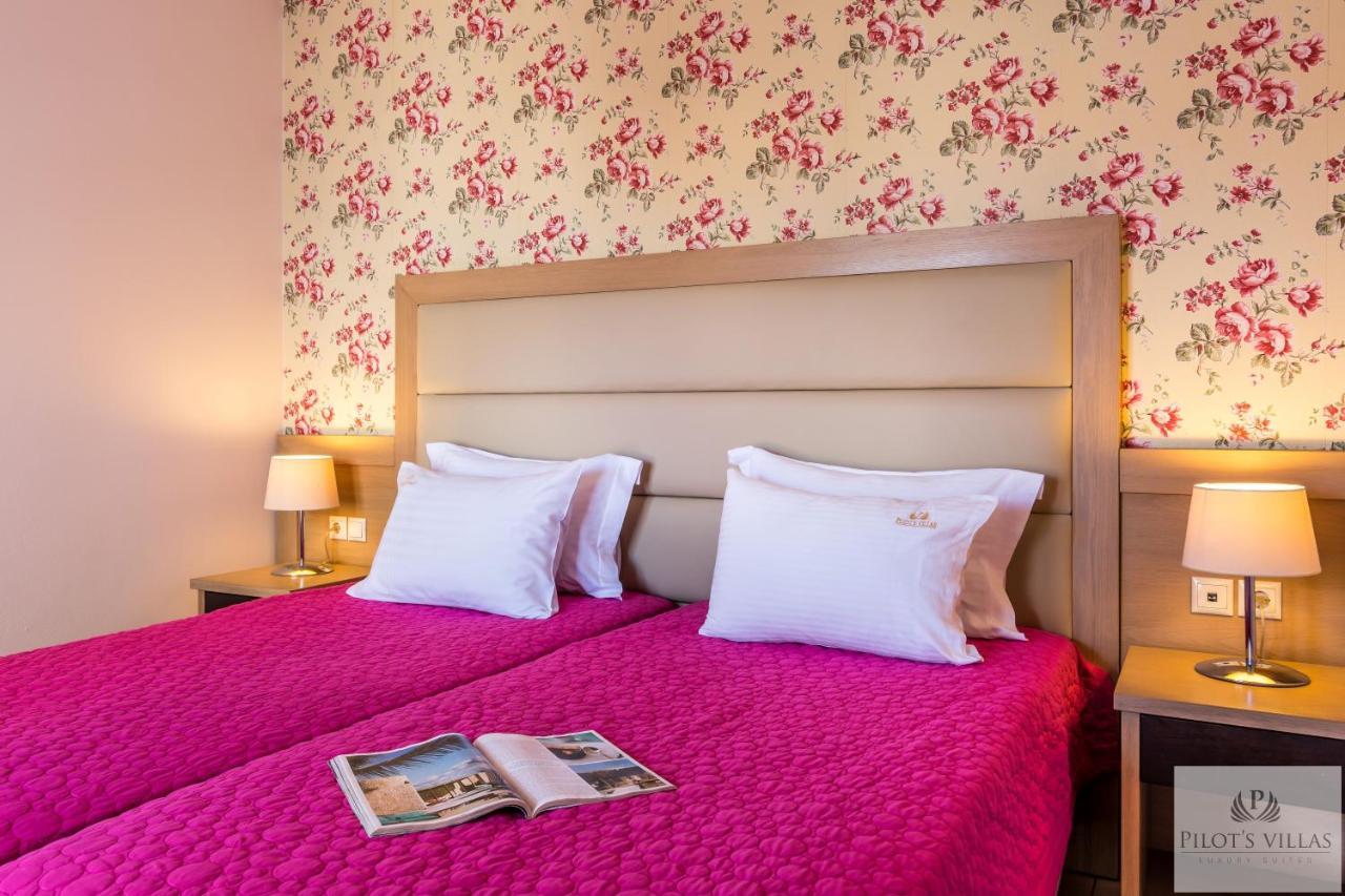 Pilot'S Villas Luxury Suites Hersonissos  Bagian luar foto
