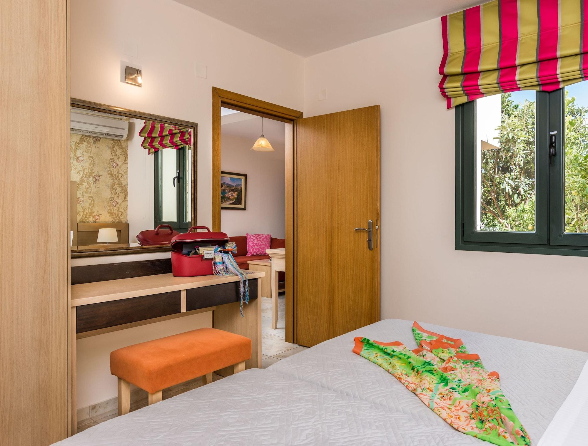 Pilot'S Villas Luxury Suites Hersonissos  Bagian luar foto