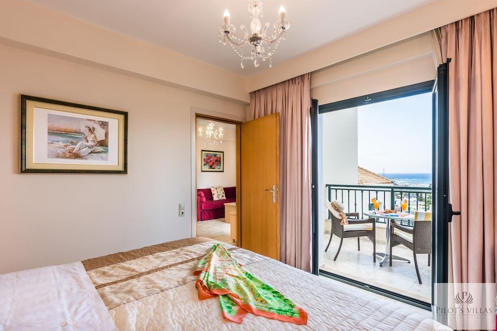 Pilot'S Villas Luxury Suites Hersonissos  Bagian luar foto